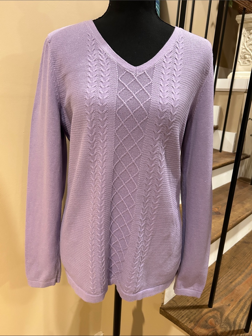 Talbots M Lilac  V-Neck Cable Knit Sweater